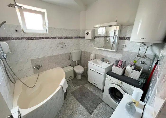 Elegant Escape Apartman