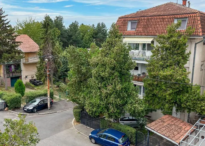 Elegant Escape Apartman *